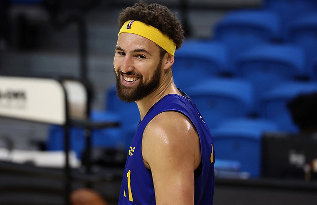 边锋的传中 边锋的传中