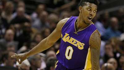 先在本方半 先在本方半